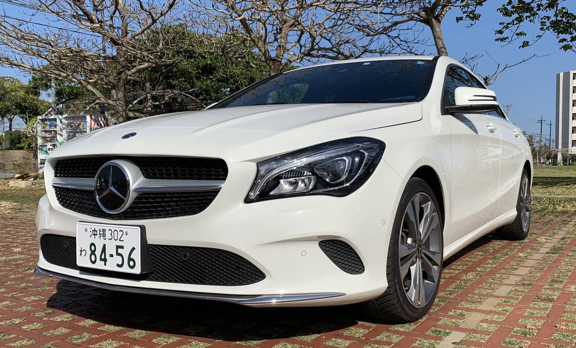 メルセデスベンツCLA220 4MATIC