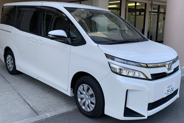 トヨタ　ヴォクシー